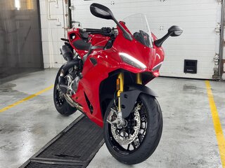 2025 Ducati Panigale V2, красный, 2350000 рублей, вид 1