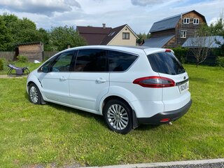 2013 Ford S-MAX I Рестайлинг, белый, 890000 рублей, вид 4