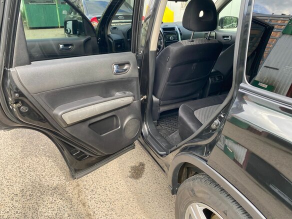 2010 Nissan X-Trail II, чёрный, 850000 рублей - вид 14