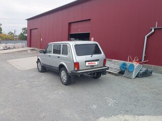 2015 Lada (ВАЗ) 2131 (4x4) 213105 I, серебристый, 650000 рублей, вид 2