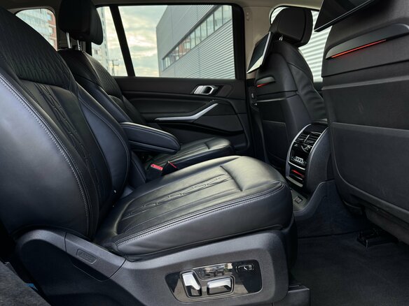 2020 BMW X7 30d I (G07), серый - вид 29