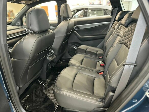 2025 Geely Okavango I Рестайлинг, синий, 3993990 рублей - вид 15