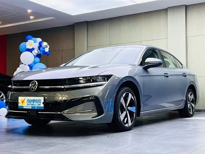 Открыть фотографии: Volkswagen Magotan B9