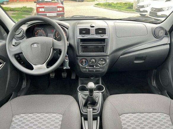 2026 Lada (ВАЗ) Granta I Рестайлинг, белый, 1094000 рублей - вид 7