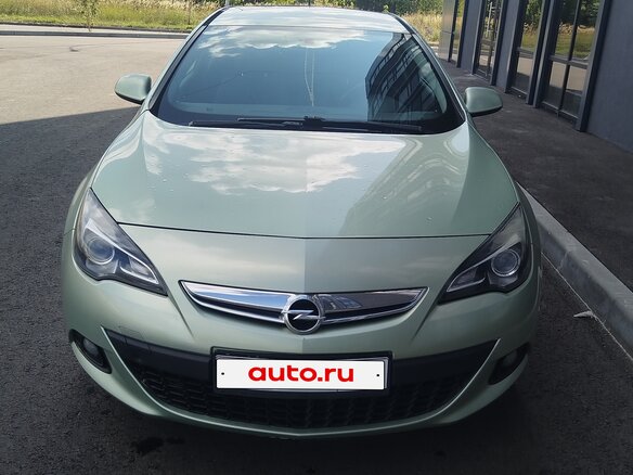 2012 Opel Astra GTC J Рестайлинг, зелёный, 950000 рублей