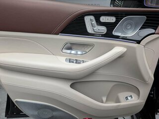 2020 Mercedes-Benz Maybach GLS 600 I, чёрный, 12549000 рублей, вид 5