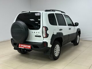 2024 Lada (ВАЗ) Niva Travel I, белый, 945000 рублей, вид 4