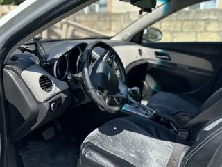 2013 Chevrolet Cruze I Рестайлинг, белый, 650000 рублей, вид 3