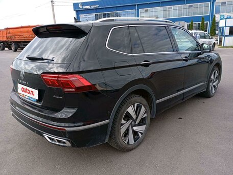2023 Volkswagen Tiguan L II Рестайлинг (China Market), чёрный, 3986700 рублей, вид 3