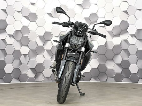 2022 BMW F 900 R, серый, 1077000 рублей, вид 5
