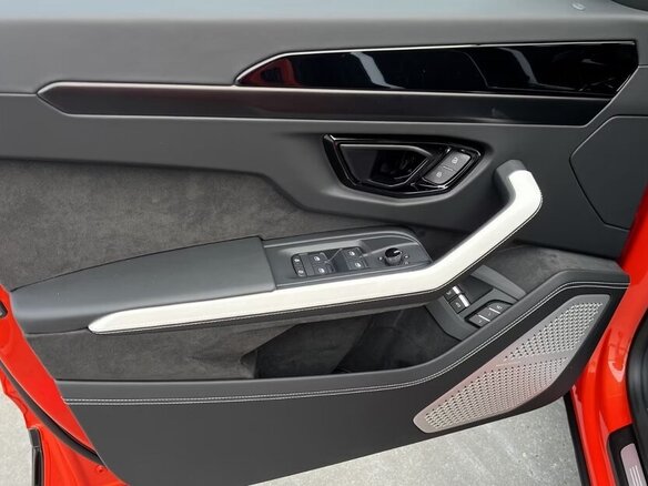 2026 Lamborghini Urus SE I Рестайлинг, оранжевый - вид 23