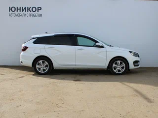 2024 Lada (ВАЗ) Vesta SW I Рестайлинг (NG), белый, 1439000 рублей, вид 4