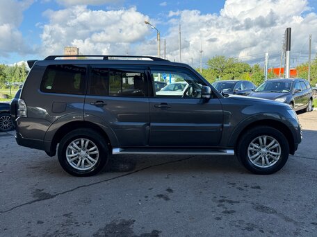 2014 Mitsubishi Pajero IV Рестайлинг 1, серый, 2250000 рублей, вид 5