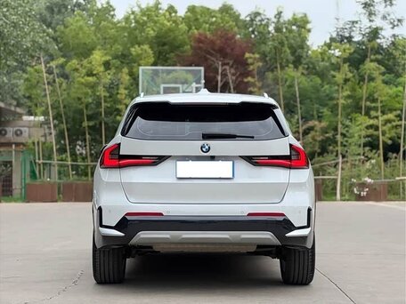 2023 BMW X1 Long 20Li sDrive III (U11/U12), белый, 3260000 рублей, вид 5