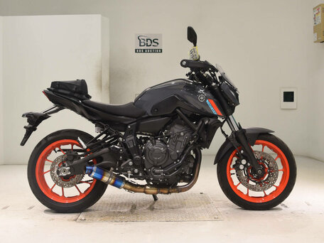 2021 Yamaha MT-07 (FZ-07), серый, 820000 рублей, вид 1