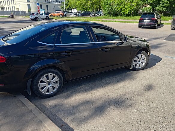2013 Ford Mondeo IV Рестайлинг, чёрный, 730000 рублей - вид 3