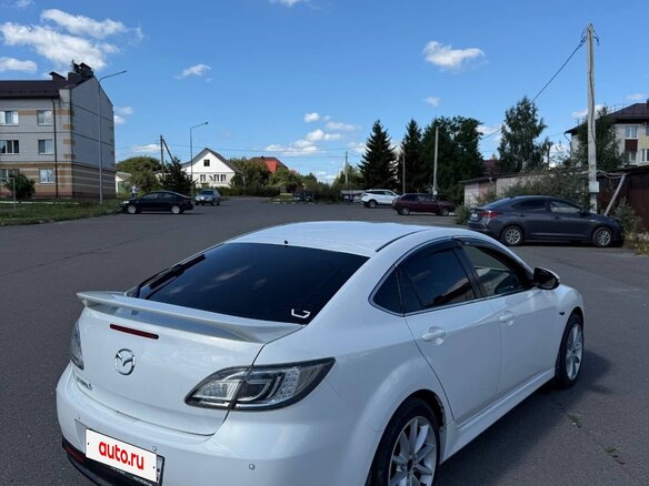2011 Mazda 6 II (GH) Рестайлинг, белый - вид 1
