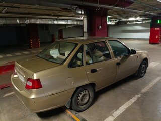 2008 Daewoo Nexia I Рестайлинг, золотистый, 300000 рублей, вид 4
