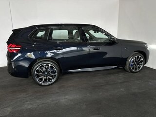 2025 BMW X3 Long 30L xDrive IV (G45/G48), чёрный, 7200000 рублей, вид 4