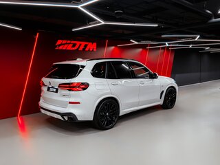 2025 BMW X5 40d IV (G05/G18) Рестайлинг, белый, 14200000 рублей, вид 5
