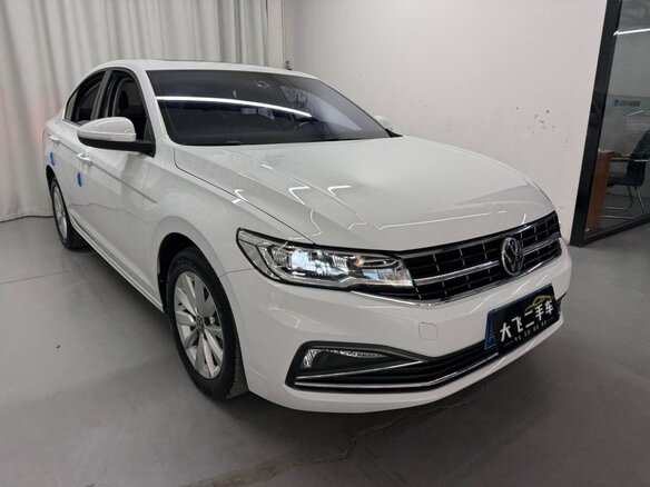 2022 Volkswagen Bora IV (China Market) Рестайлинг, белый, 1050000 рублей - вид 2