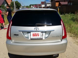 2002 Toyota Mark II Qualis VIII (X100), серебристый, 720000 рублей, вид 1