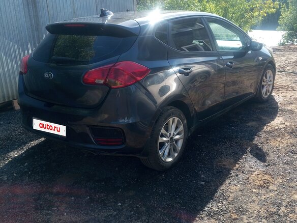 2018 Kia Ceed II Рестайлинг, серый, 1250000 рублей - вид 1