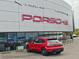 2025 Porsche Macan I Рестайлинг 2, красный, 11850000 рублей, вид 4