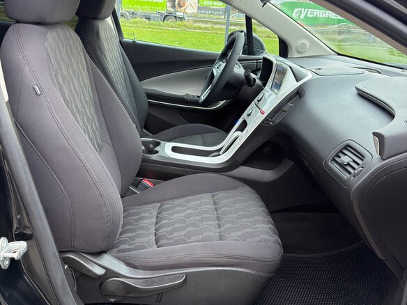 2013 Chevrolet Volt I, чёрный, 1045000 рублей - вид 23