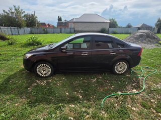 2010 Ford Focus II Рестайлинг, фиолетовый, 580000 рублей, вид 5