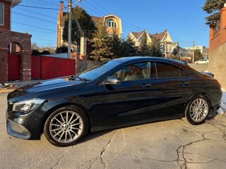 2018 Mercedes-Benz CLA 180 I (C117, X117) Рестайлинг, чёрный, 1350000 рублей, вид 2