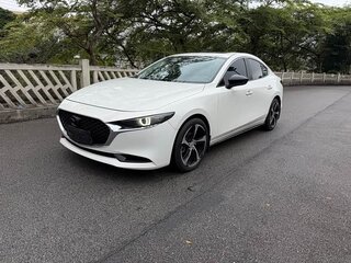 2021 Mazda 3 Axela IV (BP), белый, 1594800 рублей, вид 1