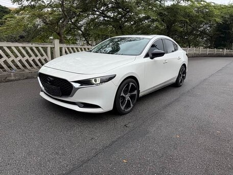 Mazda 3 IV (BP)