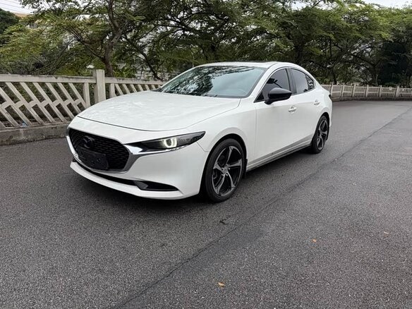 2021 Mazda 3 Axela IV (BP), белый