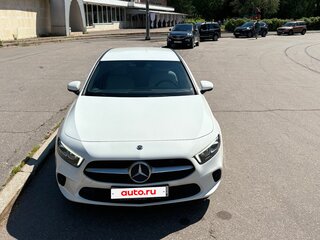 2018 Mercedes-Benz A-Класс 200 IV (W177), белый, 1900000 рублей, вид 2