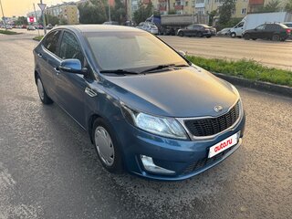 2013 Kia Rio 5-speed III, синий, 595000 рублей, вид 2