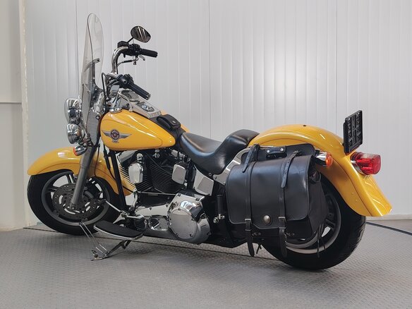 2006 Harley-Davidson Fat Boy, жёлтый, 717000 рублей - вид 5