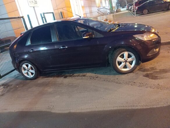 2009 Ford Focus II Рестайлинг, фиолетовый, 525000 рублей - вид 5