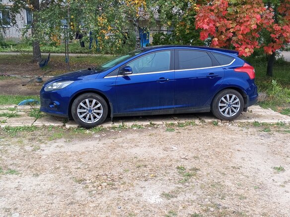 2014 Ford Focus III, синий, 700000 рублей - вид 12