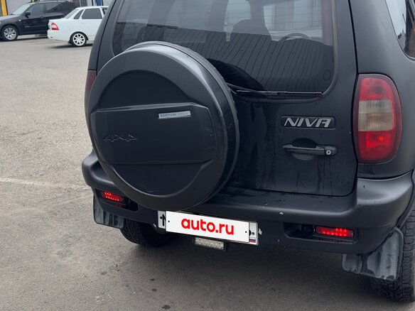 2004 Chevrolet Niva I, чёрный, 300000 рублей - вид 9