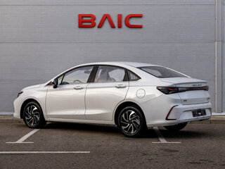 2025 BAIC U5 Plus, белый, 2448000 рублей, вид 4