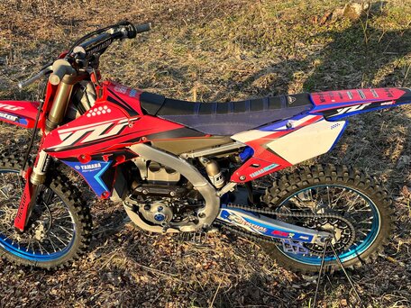 2018 Yamaha YZ250F, красный, 540000 рублей, вид 3