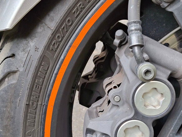2005 Yamaha MT-01, серебристый, 699999 рублей - вид 13
