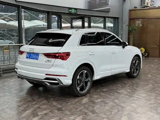 2022 Audi Q3 35 TFSI II (F3), белый, 2550000 рублей, вид 4