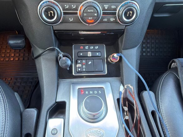 2014 Land Rover Discovery IV Рестайлинг, чёрный, 1950000 рублей - вид 14