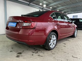 2018 Skoda Octavia III (A7) Рестайлинг, красный, 1779000 рублей, вид 5