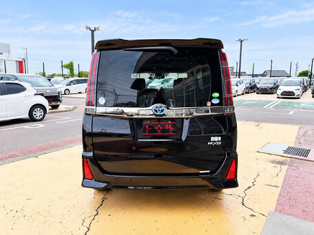 2020 Toyota Noah III (R80) Рестайлинг, чёрный, 1800000 рублей, вид 5