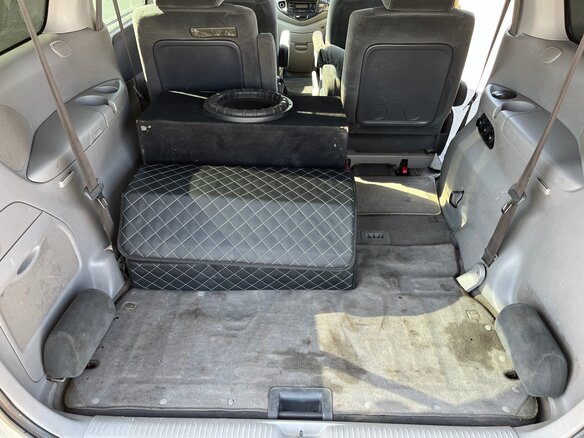 2001 Mazda MPV II (LW), серебристый, 400000 рублей - вид 13
