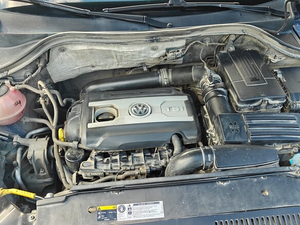 2016 Volkswagen Tiguan I Рестайлинг, синий, 1600000 рублей - вид 15