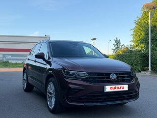 2021 Volkswagen Tiguan II Рестайлинг, коричневый, 3650000 рублей, вид 2